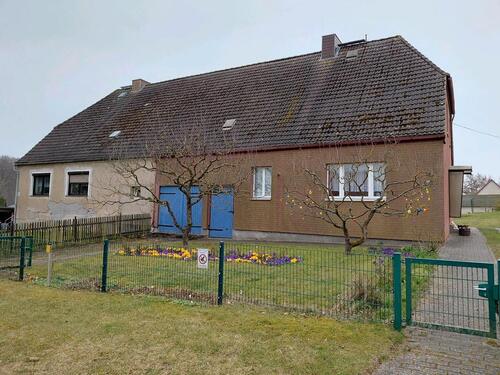Foto - Doppelhaushälfte mit großem Baugrundstück