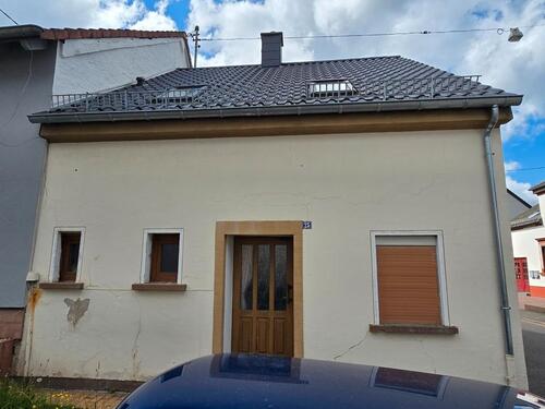Foto - Charmantes Reihenendhaus mit großem Potenzial in Weiskirchen