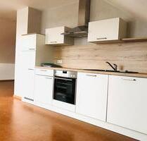 Ruhige Dachgeschoss-Wohnung mit Balkon in Grünberg Stangenrod