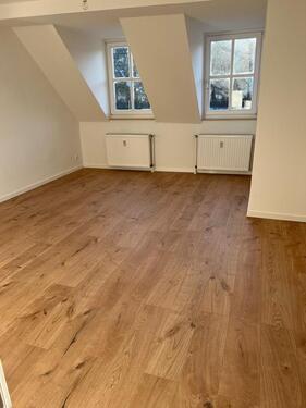 Foto - *WBS notwendig* Geräumige Dachgeschosswohnung in Wuppertal – Ideal für Familien!