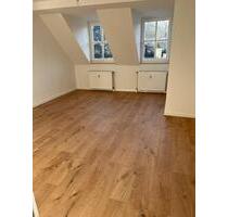 *WBS notwendig* Geräumige Dachgeschosswohnung in Wuppertal – Ideal für Familien!