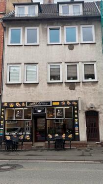Foto - Vermietetes Mehrfamilienhaus mit Gewerbeeinheit in Kassel