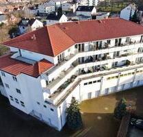 Traumhafte Wohnung mit Blick a. Kassel (FahrstuhlGarageBalkon) - Lohfelden