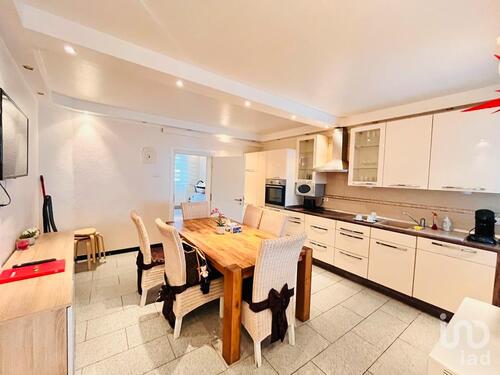 Foto - Einfamilienhaus in Mönchengladbach in guter Lage mit 8 Zimmern und Garten mit 2 getrennte Wohnungen