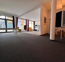 Hochwertige Büro-Praxis-Ausstellungs-Gewerberäume - Wiggensbach