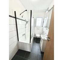 2 Zimmer Wohnung 54m2 Küche BadKomplett renoviertZentrale Lage - Weiden in der Oberpfalz