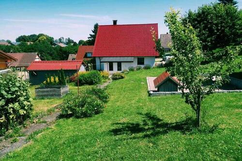 Foto - Gemütliches Einfamilienhaus mit großem Grundstück