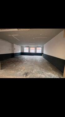 Foto - Halle Garage Werkstatt Lager - 375,00&nbsp;EUR Miete,