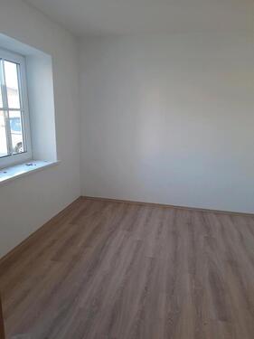 Foto - 6 Zimmer Erdgeschoßwohnung zur Miete in Kirchenthumbach