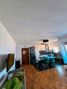 Foto - 4 Zimmer Dachgeschoßwohnung zum Kaufen in Saarbrücken