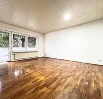 Schöne 2,5 Zimmer-Wohnung mit Balkon für Singles oder Paare in Oberstenfeld