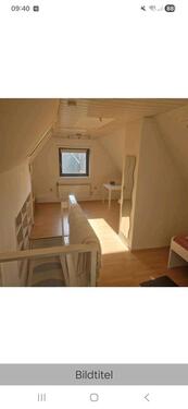 Foto - Vollständig renovierte 1-Zimmer-DG-Singlewohnung mit EBK in Ahrensburg