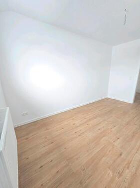 Foto - 4 Zimmer Dachgeschoßwohnung zur Miete in Garbsen