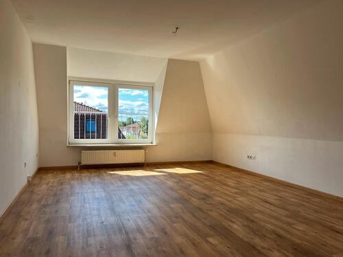 Foto - 3 Zimmer Dachgeschosswohnung - Anmietung nur mit gültigem WBS