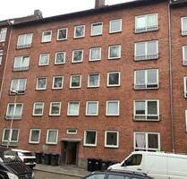 Renovierte 2-Zimmer Wohnung zur zeitnahen Anmietung frei - Kiel Gaarden-Ost