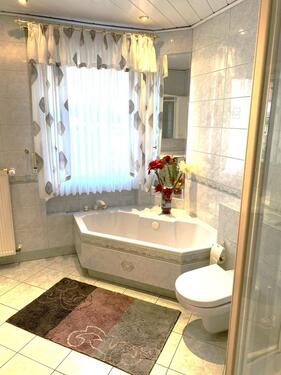 Foto - 5 Zimmer Erdgeschoßwohnung in Wehretal