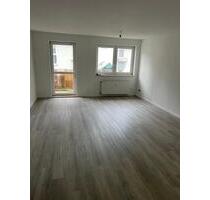 Frisch renovierte 3-Zimmer-Wohnung mit Balkon & Stellplatz (WBS) - Siegen Dillnhütten Frisch renovierte 3-Zimmer-Wohnung mit Balkon & Stellplatz (WBS) - Siegen Dillnhütten