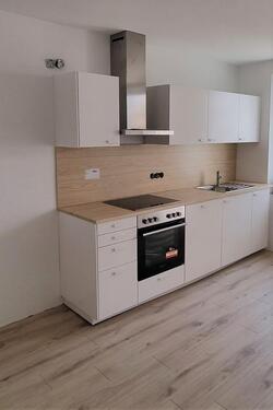 Foto - Kernsanierte EG Wohnung mit großem Garten und neuer Einbauküche