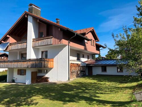 Foto - 11 Zimmer Mehrfamilienhaus, Wohnhaus in Oberstaufen