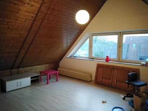 Foto - Jetzt anmieten: Chicke 2 - Zimmer - Dachgeschosswohnung