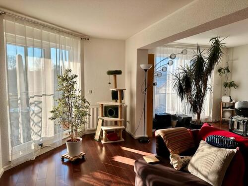 Foto - Großzügige Familienwohnung mit 2 Balkonen in begehrter Lage