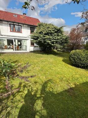 Foto - Einfamilienhaus mit Garten & Wintergarten in Düsseldorf-Oberrath