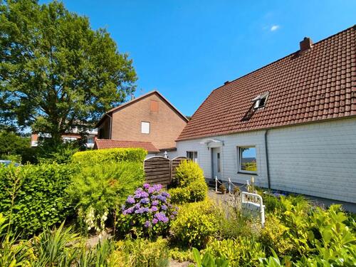Foto - Doppelhaushälfte - 150.000,00&nbsp;EUR Kaufpreis, ca.&nbsp; 80,00&nbsp;m&sup2;