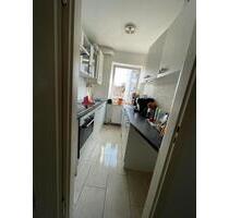 3 Zimmer Wohnung Nähe Klinikum, Balkon, Garage, Parkplatz, Keller - Augsburg Bärenkeller