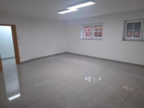 Foto - 2 Zimmer - Einliegerwohnung - 1.100,00&nbsp;EUR Kaltmiete, ca.&nbsp; 79,00&nbsp;m&sup2;