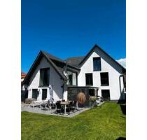 KfW55 Haus mit Einliegerwohnung | 261m² Wohnfläche | 4 Garagen - Villingen-Schwenningen