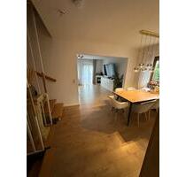 Doppelhaushälfte - 2.450,00 EUR Kaltmiete, in Ahrensfelde (PLZ: 16356)