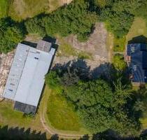 Kapitalanlage: Zwei Einheiten + Halle + 8.945 m² Grundstück - Neuberend