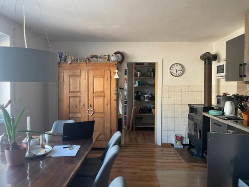 Foto - 1-3 Zimmer in Haus WG für Single mit oder ohne Kinder Rennertsh.