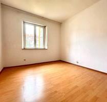 lichtdurchflutete Jugendstilwohnung im Nibelungenviertel +++ WG geeignet, mit BalkonWintergarten +++ - Nürnberg Hasenbuck