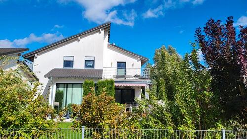 Foto - Modernes Einfamilienhaus mit Einliegerwohnung in Leiblfing