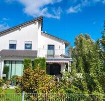 Modernes Einfamilienhaus mit Einliegerwohnung in Leiblfing