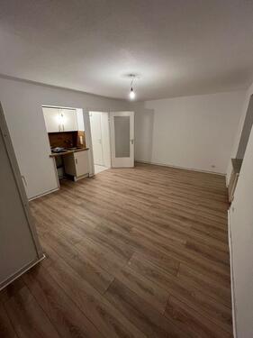 Foto - Charmante Einzimmer. Keller. Parkplatz. Garten