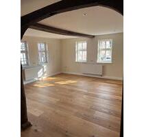 Sanierte Wohnung zu vermieten - 690,00&nbsp;EUR Kaltmiete, ca.&nbsp; 75,00&nbsp;m&sup2; in Meinhard (PLZ: 37276)