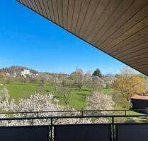 Charmante 2-Zimmer Dachgeschoss Wohnung mit Balkon - Esslingen am Neckar