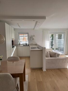 Foto - Modernisierte 3-Zimmer-Wohnung auf zwei Ebenen mit Südgarten