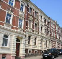 Große 4-Raum-Wohnung in Roßwein zu vermieten