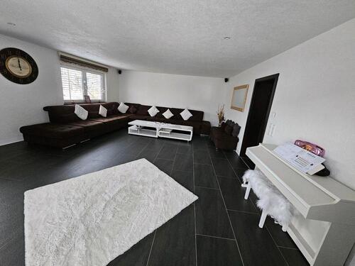 Foto - 4 Zimmerwohnung mit Terrasse und Balkon