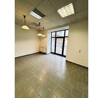 Gewerberäume in zentraler Lage in Aschersleben - Bürofläche, Einz