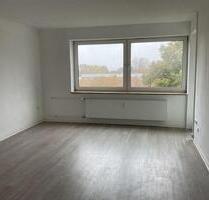 Renovierte 3-Zimmer-Wohnung mit Balkon und Aufzug - Hannover Ricklingen