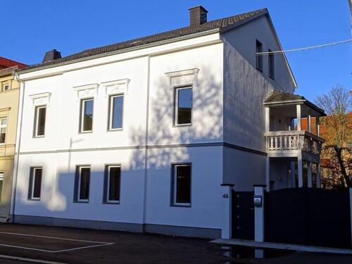 Foto - Mehrfamilienhaus mit großem Garten