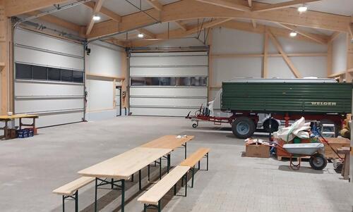 Foto - Lagerfläche, Stellfläche, Halle, Industriehalle, Stellplatz