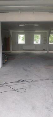 Foto - Lager Garagen Teil Beheizt mit Sanitären Anlagen zu vermieten