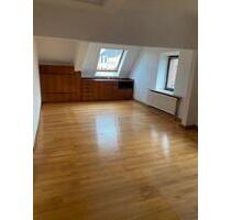 4 zKB auf 2 Etagen im Zentrum von Illingen