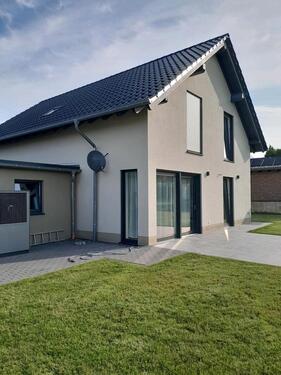 Foto - 6 Zimmer Einfamilienhaus zum Kaufen in Peterswald-Löffelscheid