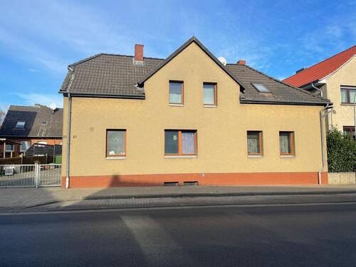 Foto - Ein Grundstück mit 2 Häuser in Grasleben zu verkaufen